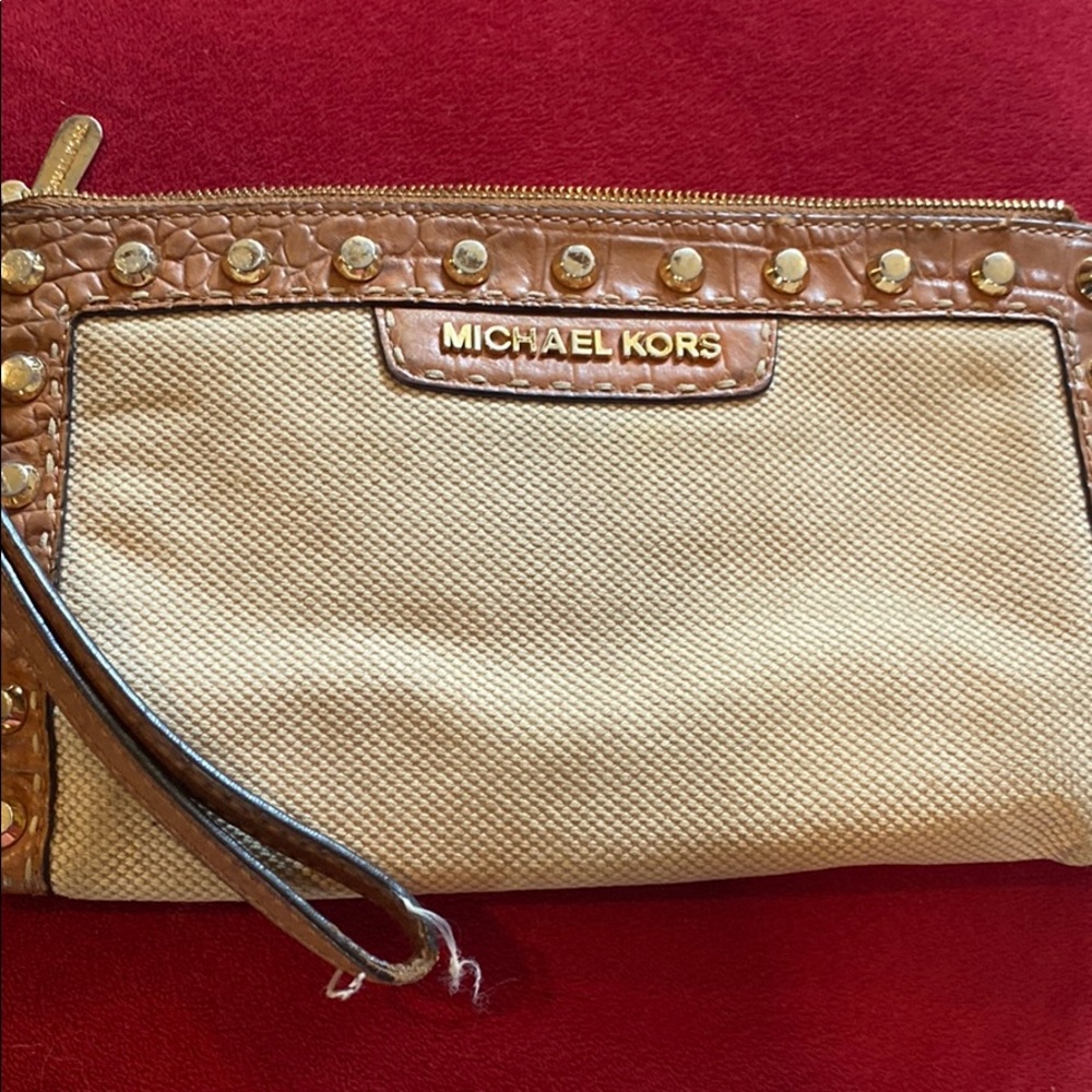 Michael Kors Wristlet